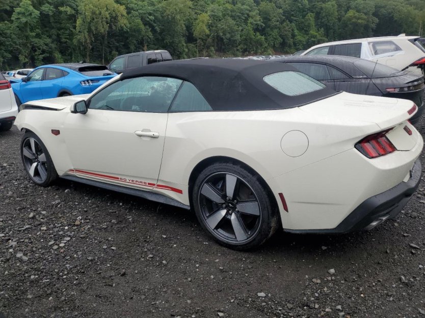 Salvage 2025 Ford Mustang Gt