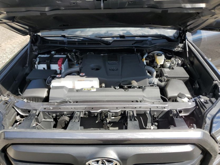 Salvage 2024 Toyota Tundra 