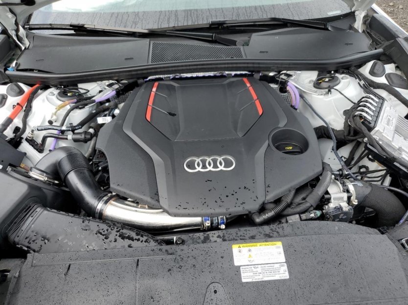 Salvage 2025 Audi S6 Prestige