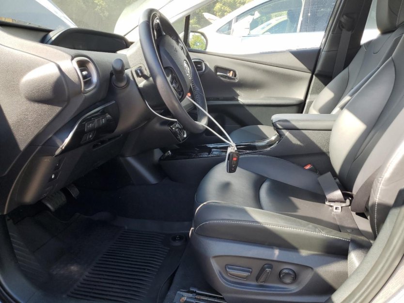 Salvage 2022 Toyota Prius Prime Xle