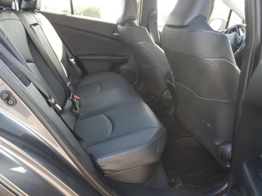 Salvage 2022 Toyota Prius Prime Xle