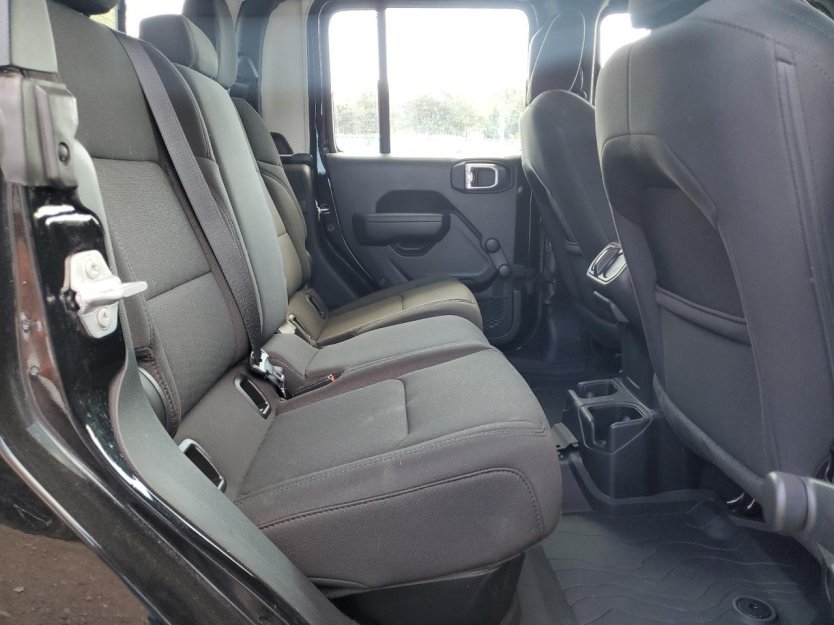 Salvage 2023 Jeep Gladiator 