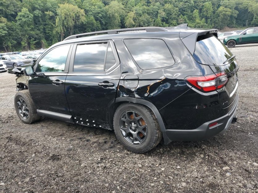 Salvage 2023 Honda Pilot Trailsport