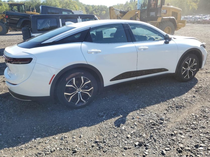 Salvage 2023 Toyota Crown Xle