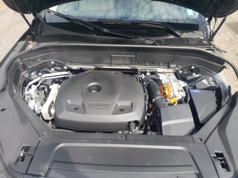 Salvage 2025 Volvo Xc90 