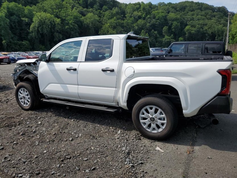 Salvage 2025 Toyota Tacoma 