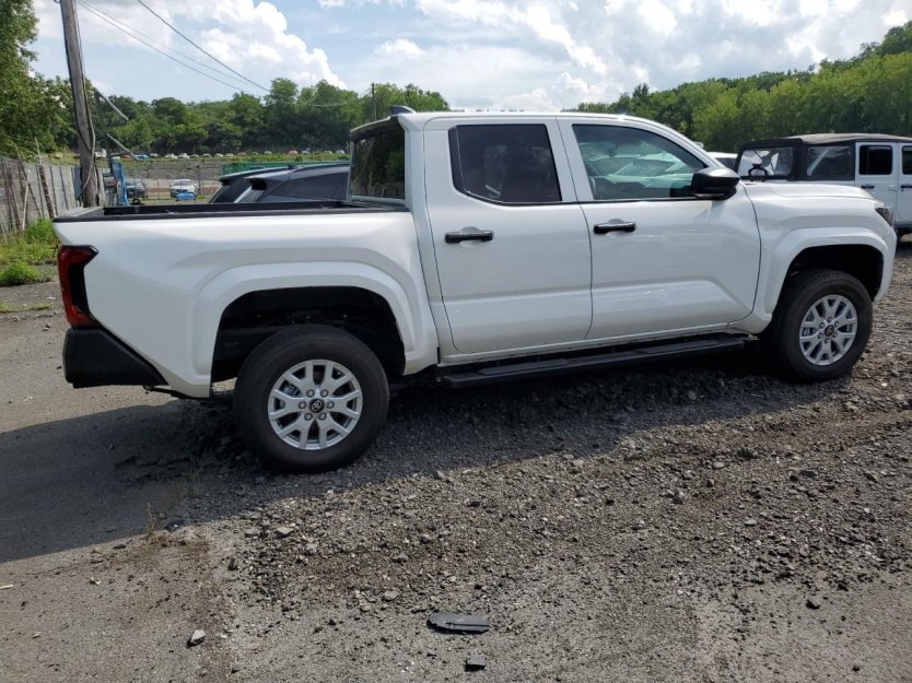 Salvage 2025 Toyota Tacoma 