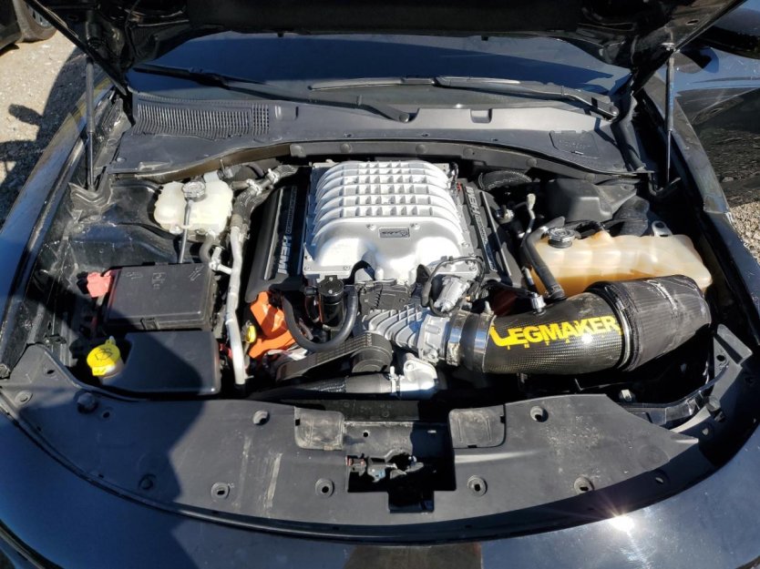 Salvage 2022 Dodge Charger Hellcat