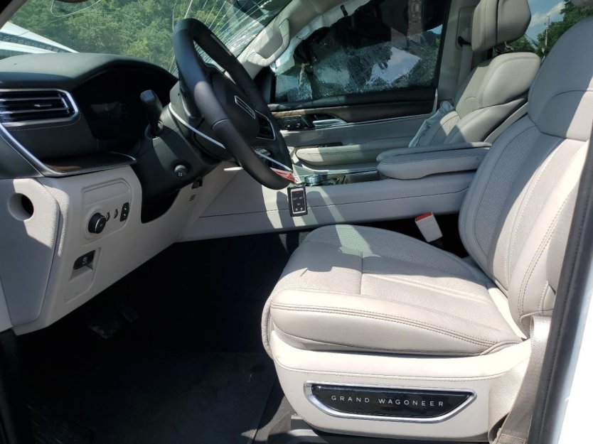 Salvage 2024 Jeep Grand Wagoneer 