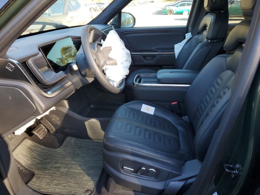 Salvage 2025 Rivian R1t Adventure