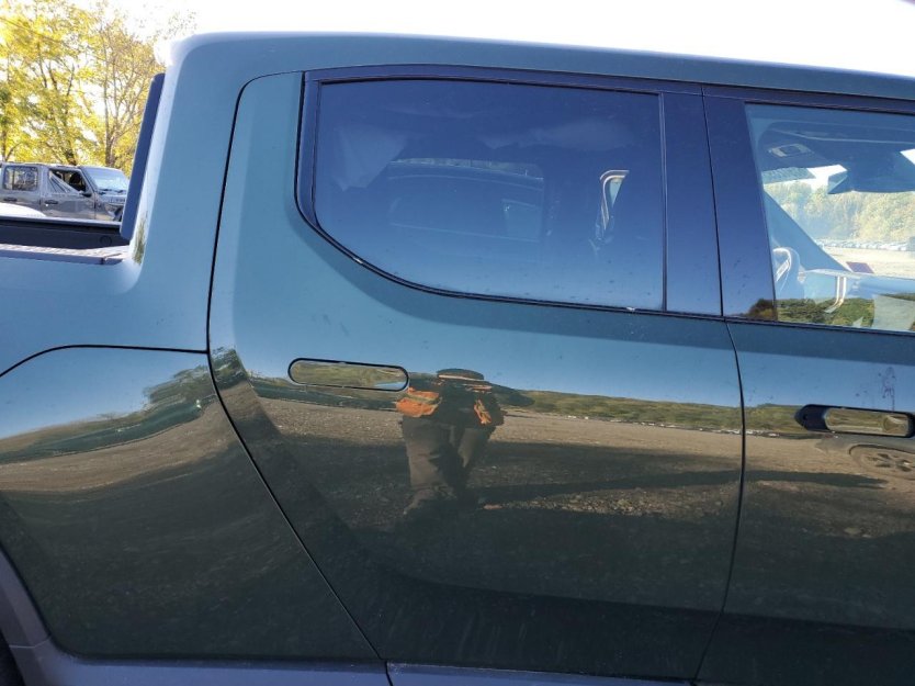 Salvage 2025 Rivian R1t Adventure