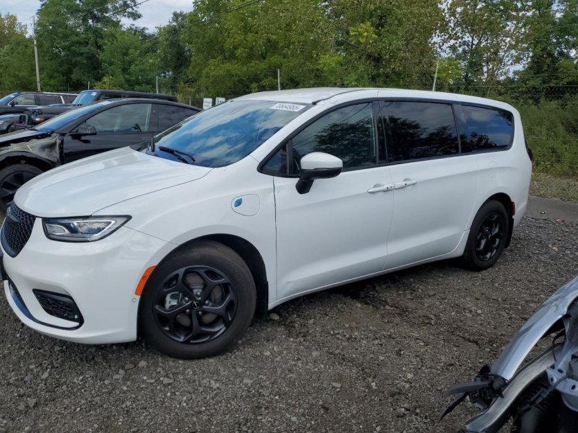Salvage 2023 Chrysler Pacifica Hybrid Touring L