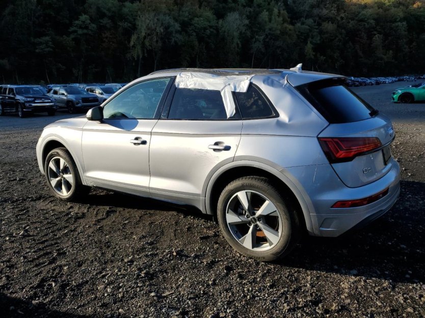 Salvage 2025 Audi Q5 Premium 40