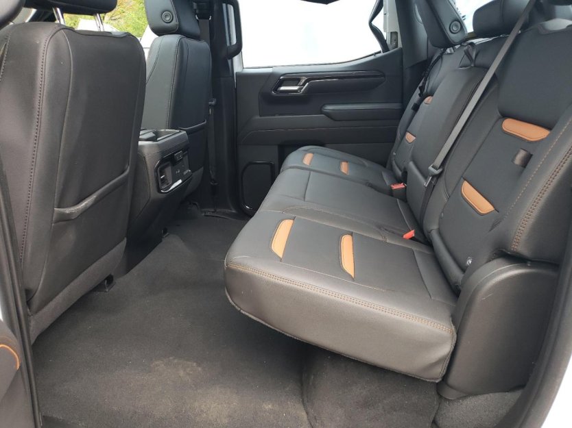 Salvage 2025 Gmc Sierra At4