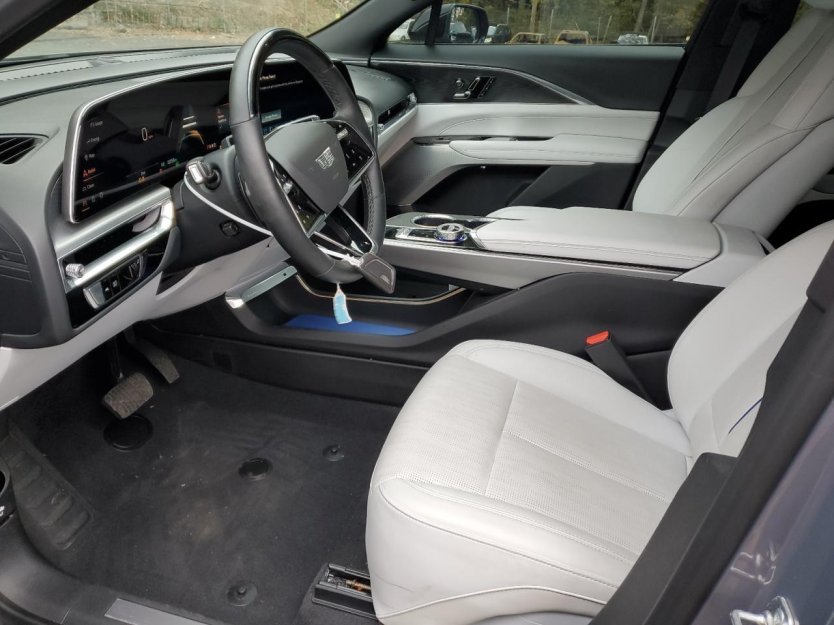 Salvage 2024 Cadillac Lyriq 