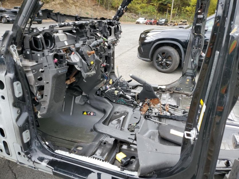 Salvage 2024 Jeep Wrangler Rubicon 4xe