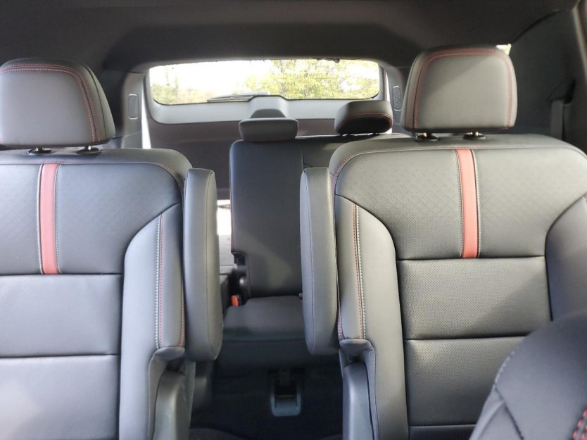 Salvage 2025 Chevrolet Traverse Rs