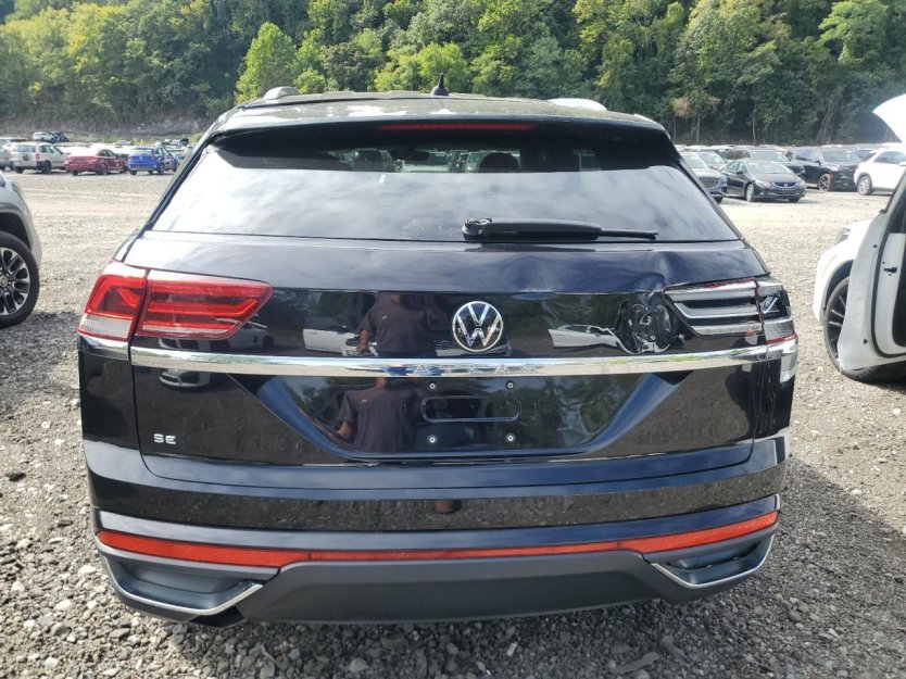 Salvage 2023 Volkswagen Atlas Cross Sport Se