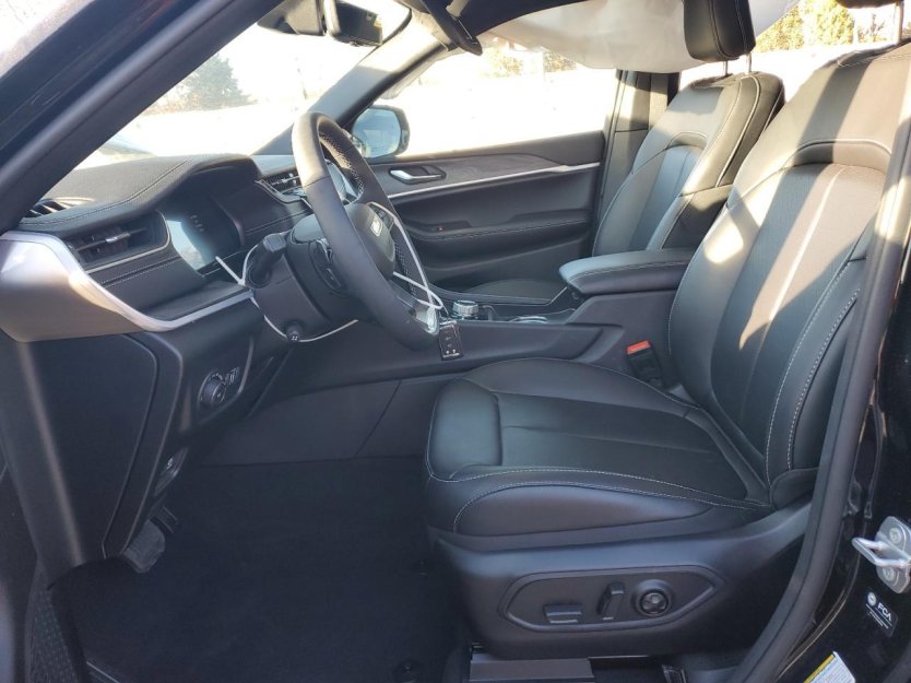 Salvage 2025 Jeep Grand Cherokee L Limited