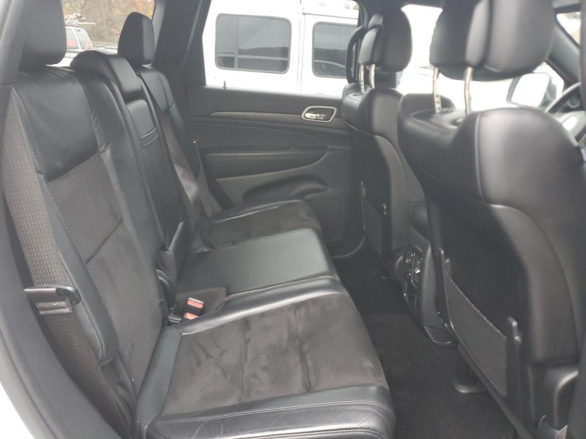 Salvage 2022 Jeep Grand Cherokee 