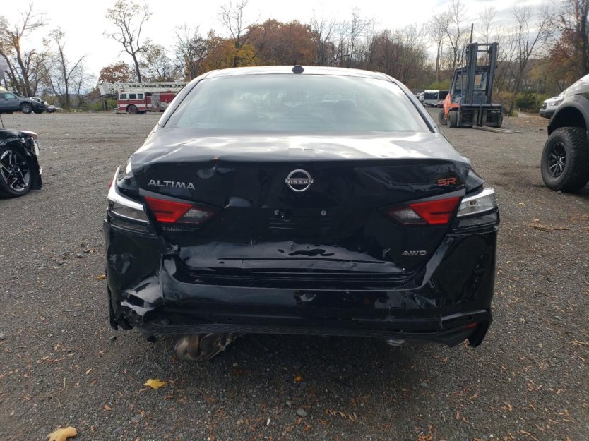 Salvage 2025 Nissan Altima Sr