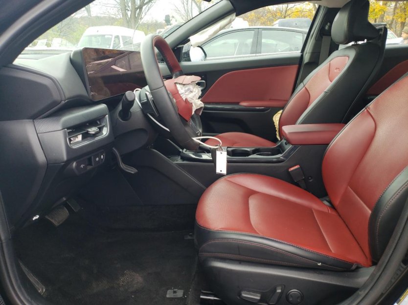 Salvage 2025 Kia K4 Gt Line