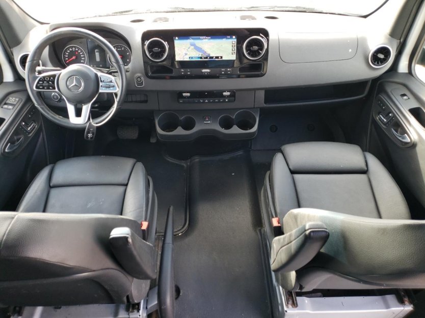 Salvage 2024 Mercedes-benz Sprinter 