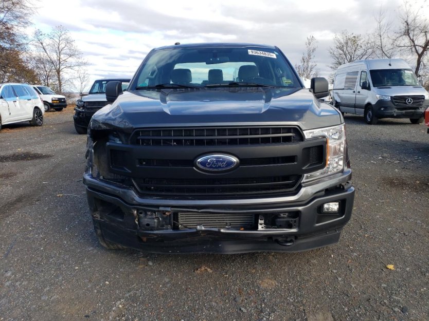 Salvage 2019 Ford F150 