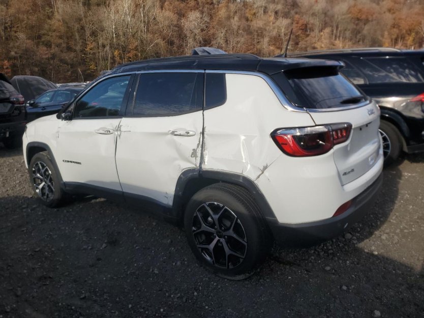 Salvage 2025 Jeep Compass Limited