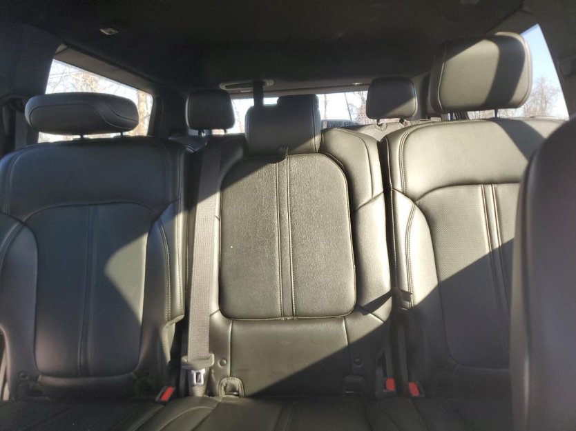 Salvage 2024 Jeep Wagoneer Series I