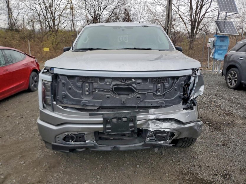Salvage 2024 Ford F150 Lightning Xlt