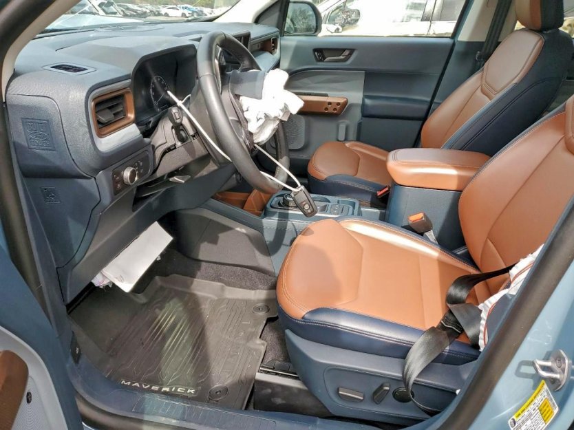 Salvage 2023 Ford Maverick Xl