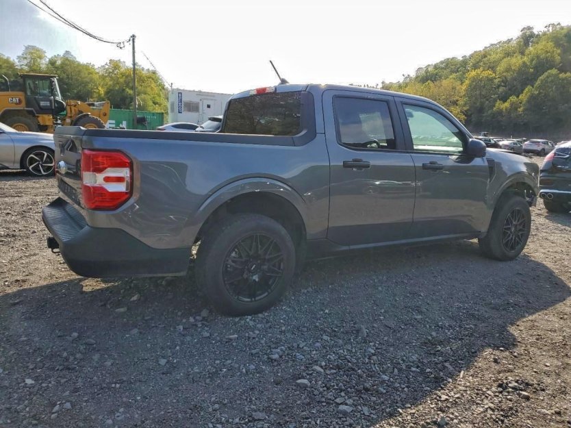 Salvage 2023 Ford Maverick Xl