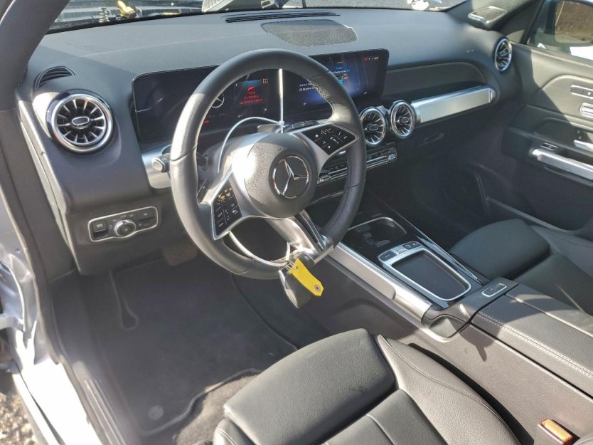 Salvage 2025 Mercedes-benz Eqb 250+