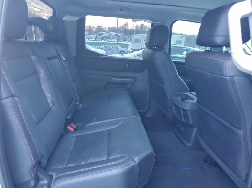 Salvage 2022 Toyota Tundra 