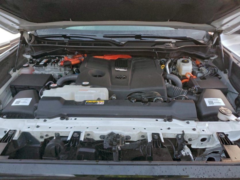 Salvage 2022 Toyota Tundra 