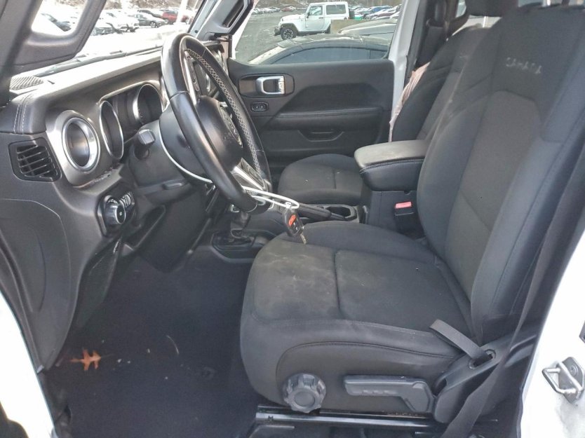 Salvage 2021 Jeep Wrangler Unlimited Sahara