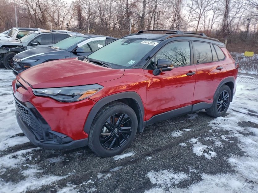 Salvage 2024 Toyota Corolla Cross 