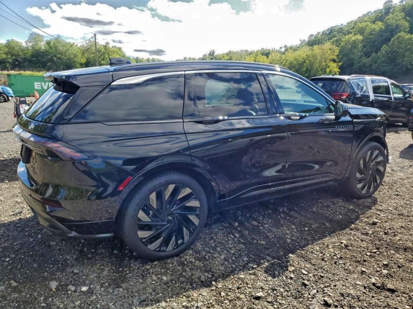 Salvage 2024 Lincoln Nautilus Black Label