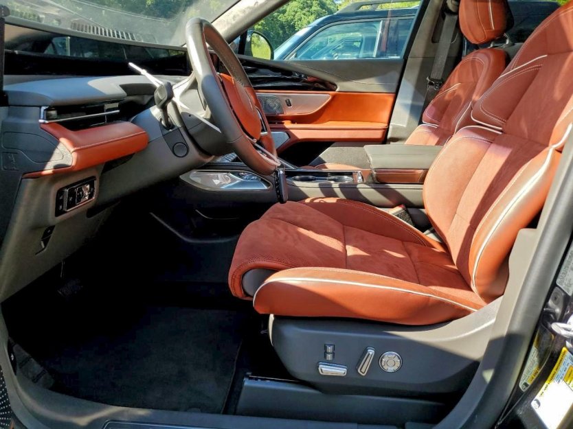 Salvage 2024 Lincoln Nautilus Black Label