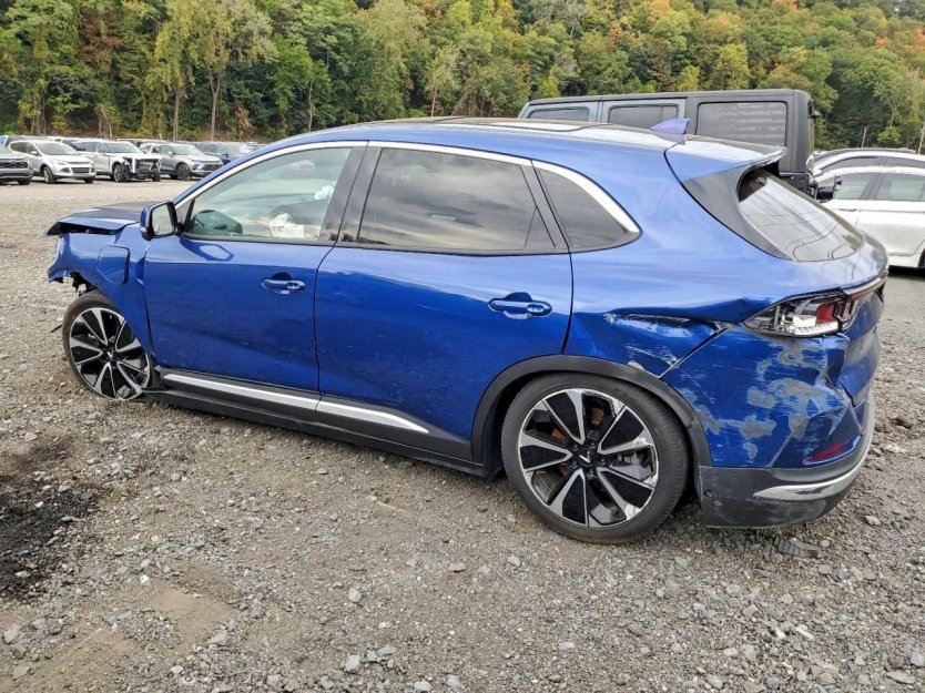 Salvage 2024 Vinfast Vf 8 Plus