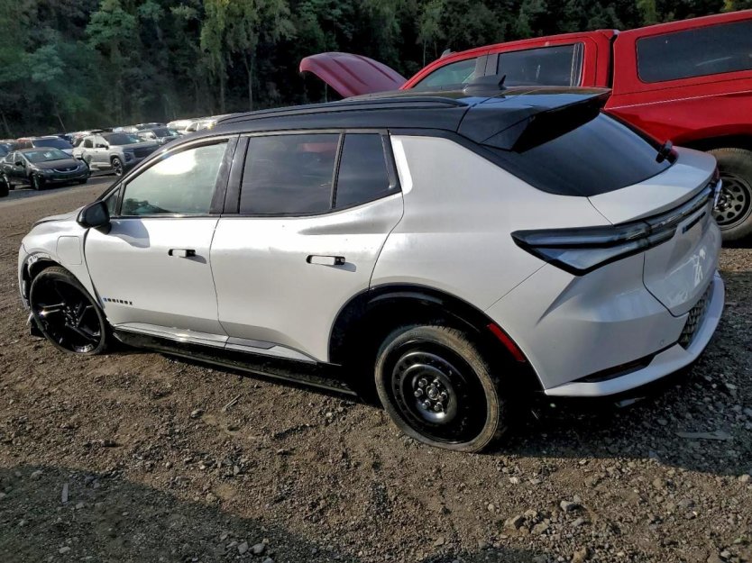 Salvage 2025 Chevrolet Equinox Rs