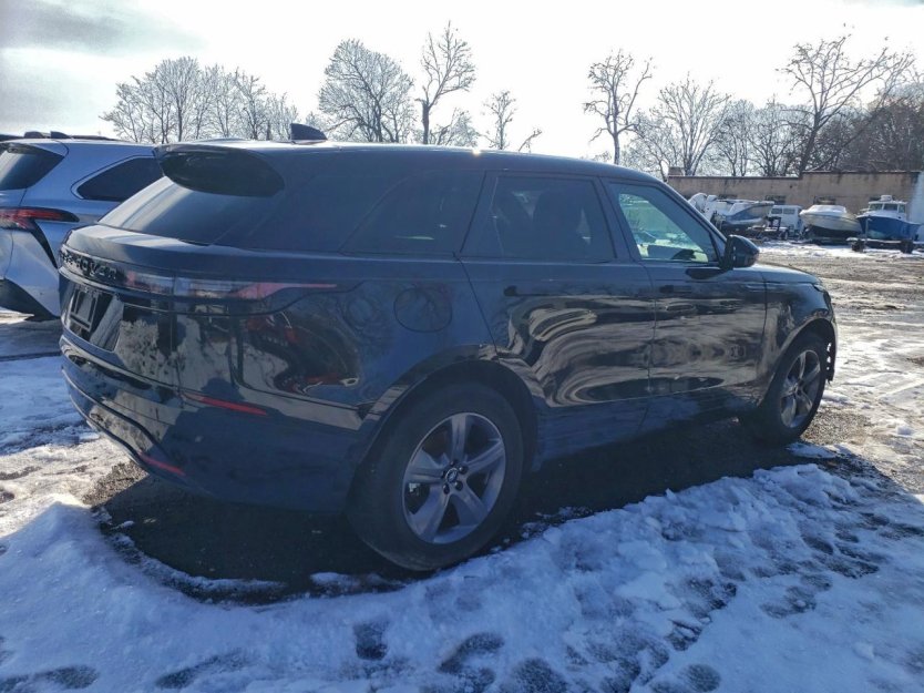 Salvage 2025 Land Rover Velar Dynamic Se