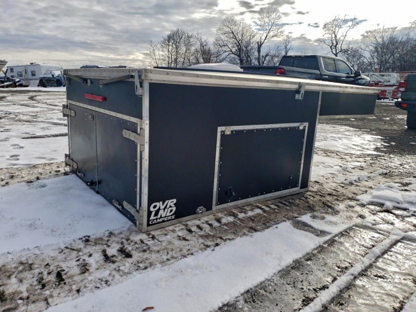 Salvage 2022 Ovrlnd Campers 