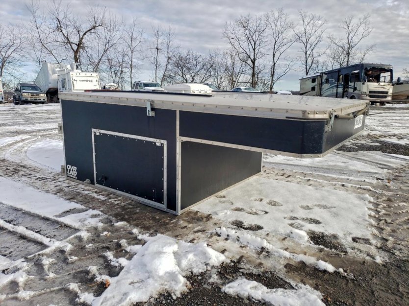 Salvage 2022 Ovrlnd Campers 