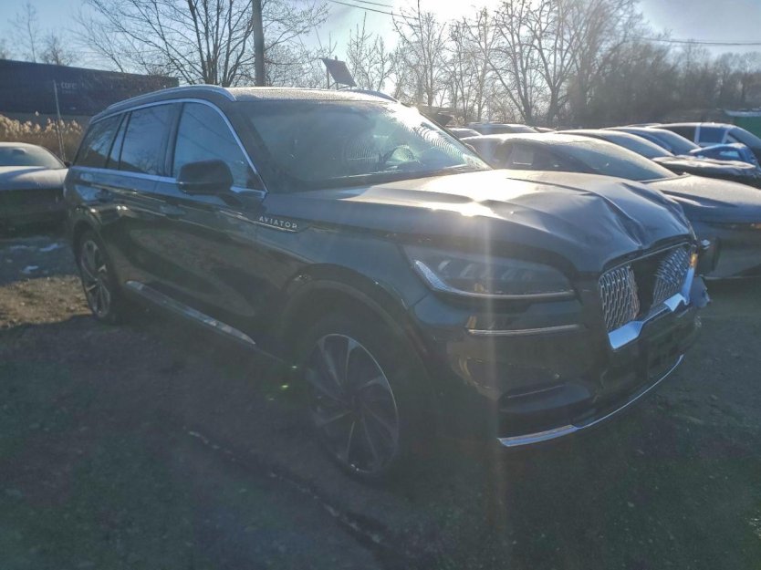 Salvage 2023 Lincoln Aviator Reserve