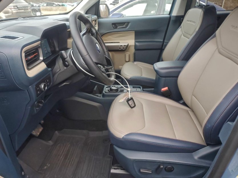 Salvage 2025 Ford Maverick 