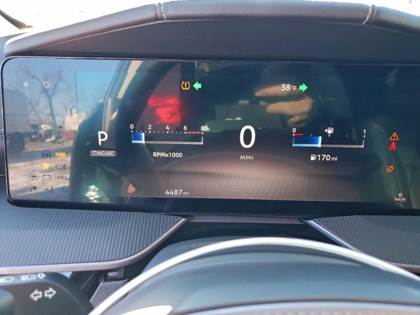 Salvage 2025 Nissan Murano Sv