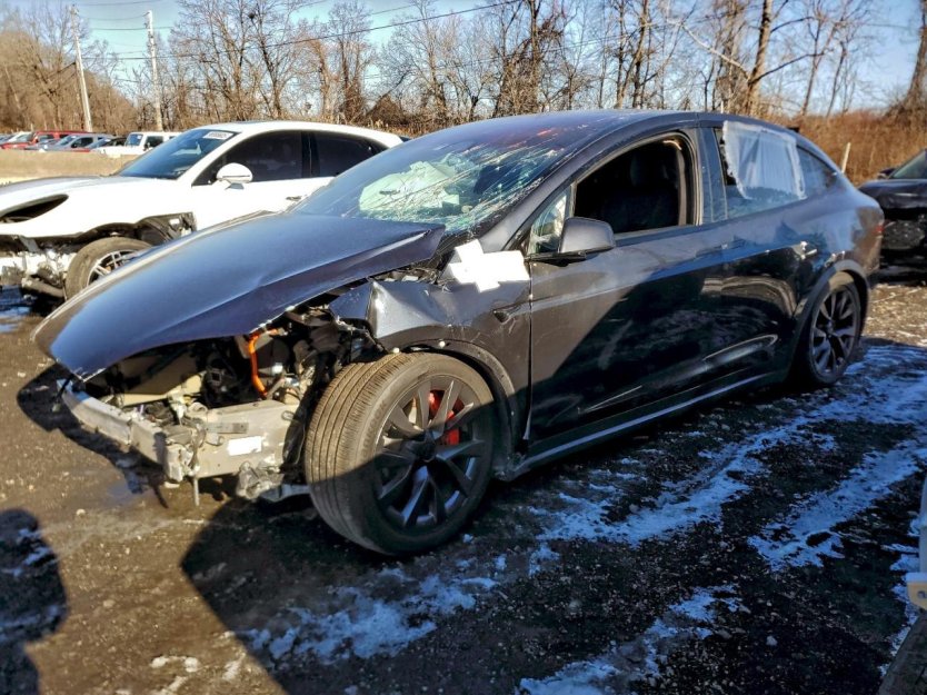 Salvage 2024 Tesla Model X Plaid