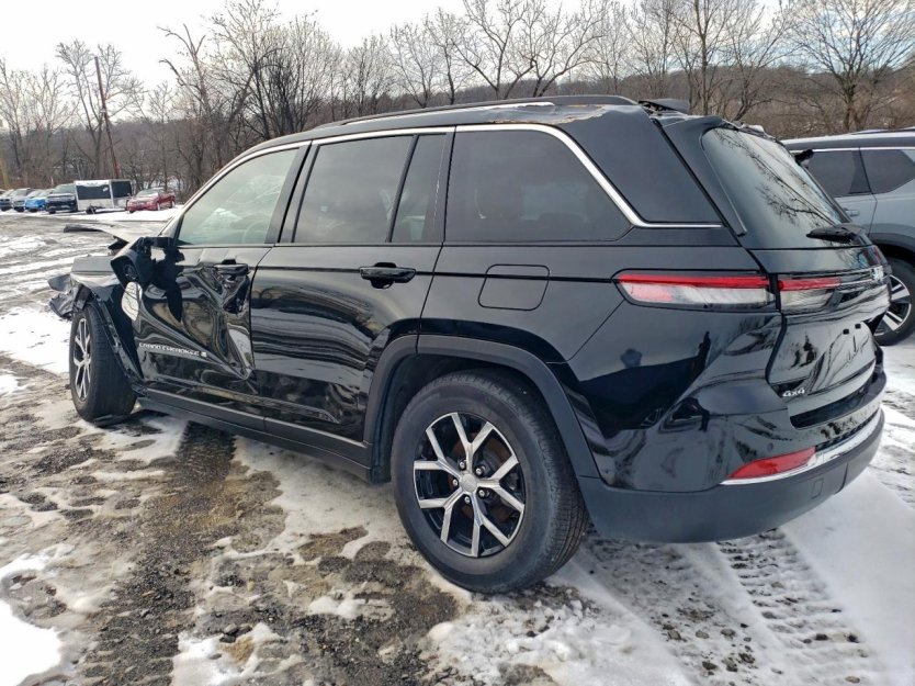 Salvage 2024 Jeep Grand Cherokee Limited